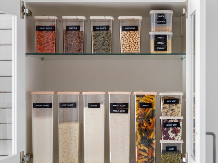 Small kitchen organization ideas featured4 Lemons And Lattes small-kitchen-organization-ideas-featured4-lemons-and-lattes